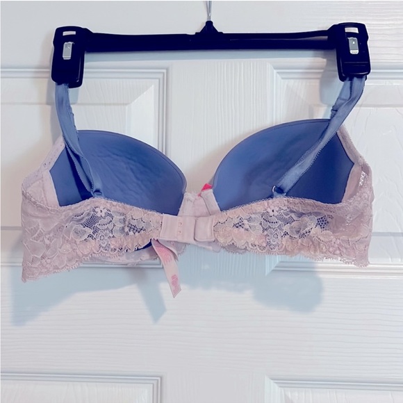 Victoria's Secret VS Bras Demi Lined Dream Angels 34C - Picture 2 of 4